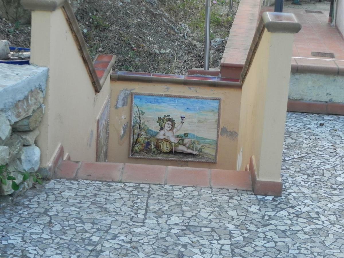 Agriturismo B&B Il Rifugio Di Nino Contursi Luaran gambar