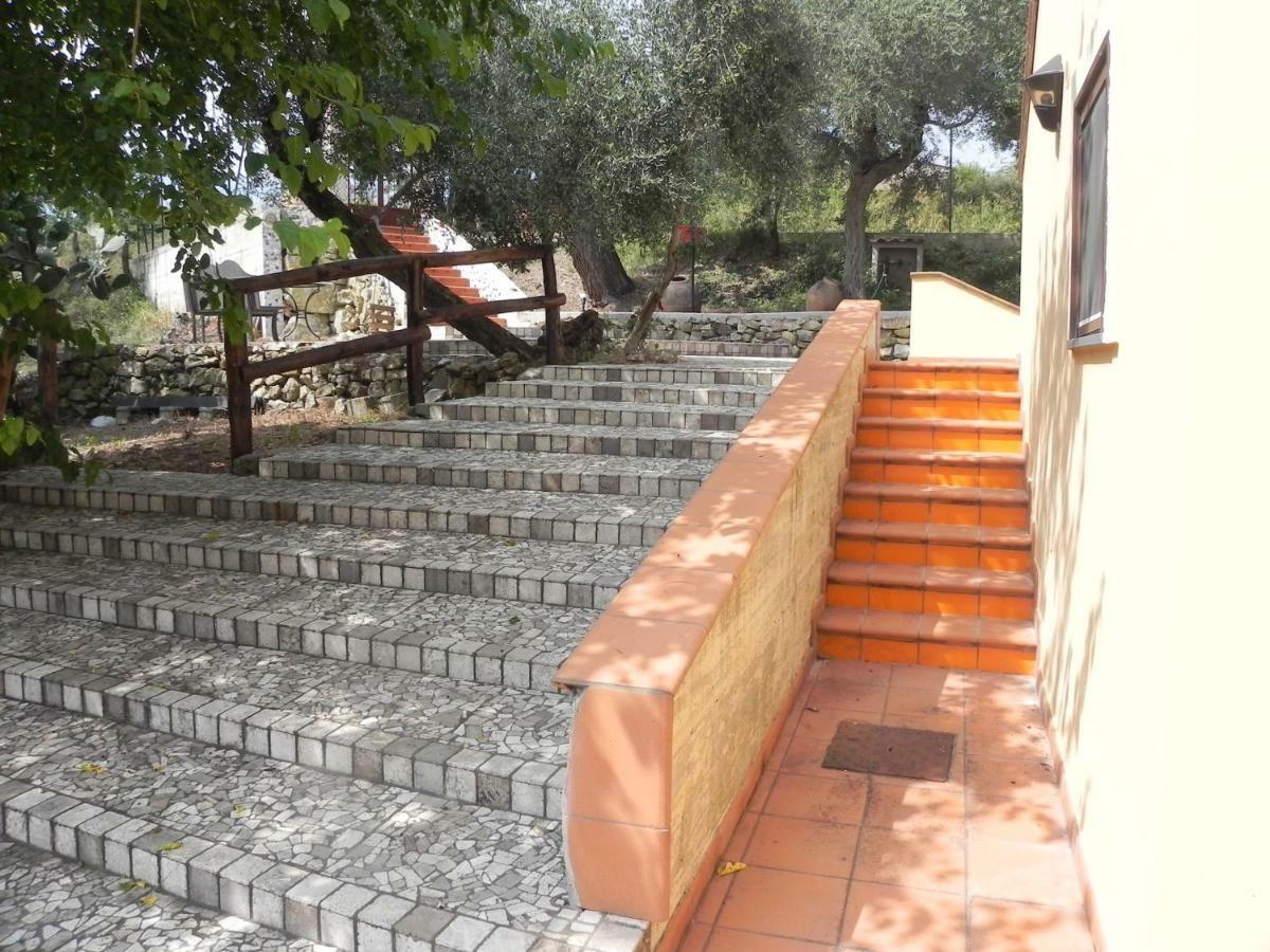 Agriturismo B&B Il Rifugio Di Nino Contursi Luaran gambar